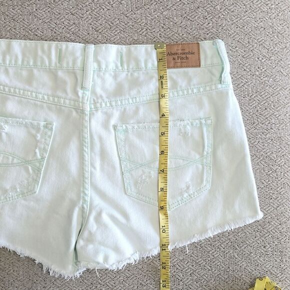 Abercrombie & Fitch Mint Green Distressed Jean Shorts - Size 4/27 - Picture 9 of 13
